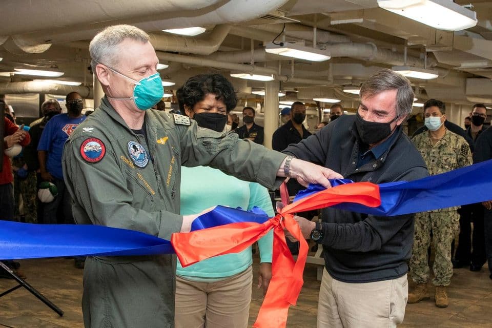 HUNTINGTON INGALLS INDUSTRIES ACHIEVES MILESTONE IN REFUELING AND COMPLEX OVERHAUL OF USS GEORGE WASHINGTON (CVN 73)