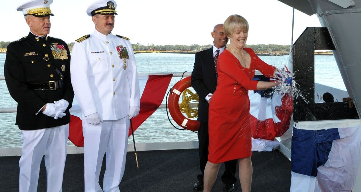 PHOTO RELEASE -- INGALLS SHIPBUILDING CHRISTENS AMPHIBIOUS ASSAULT SHIP AMERICA (LHA 6)