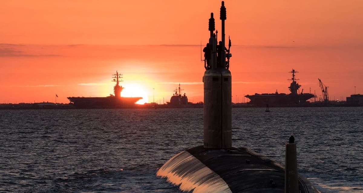 HUNTINGTON INGALLS INDUSTRIES DELIVERS VIRGINIA-CLASS SUBMARINE WASHINGTON TO NAVY