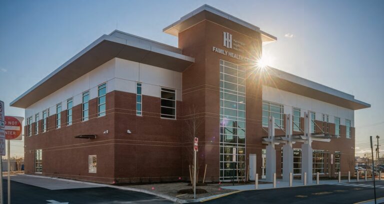 NEWPORT NEWS SHIPBUILDING TO HOST GRAND OPENING OF HII FAMILY HEALTH ...