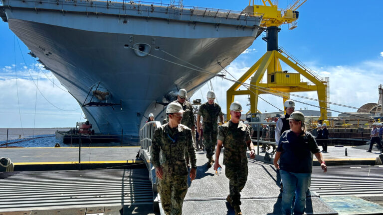 HII Hosts USMC Officers at Ingalls Shipbuilding - HII