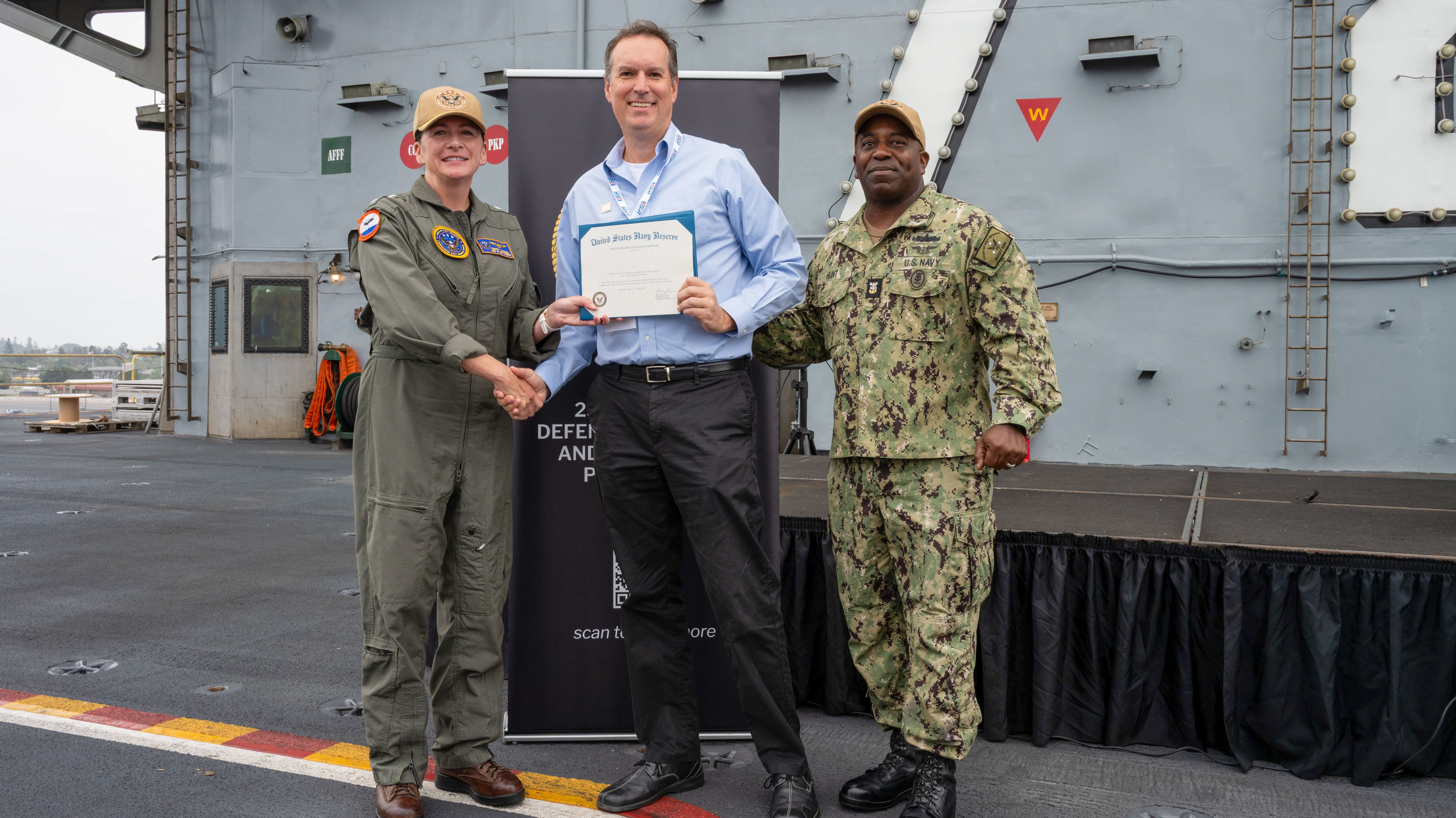 Ryan Humrichouse Hii Mtc Nere 2025 Recognition Photo