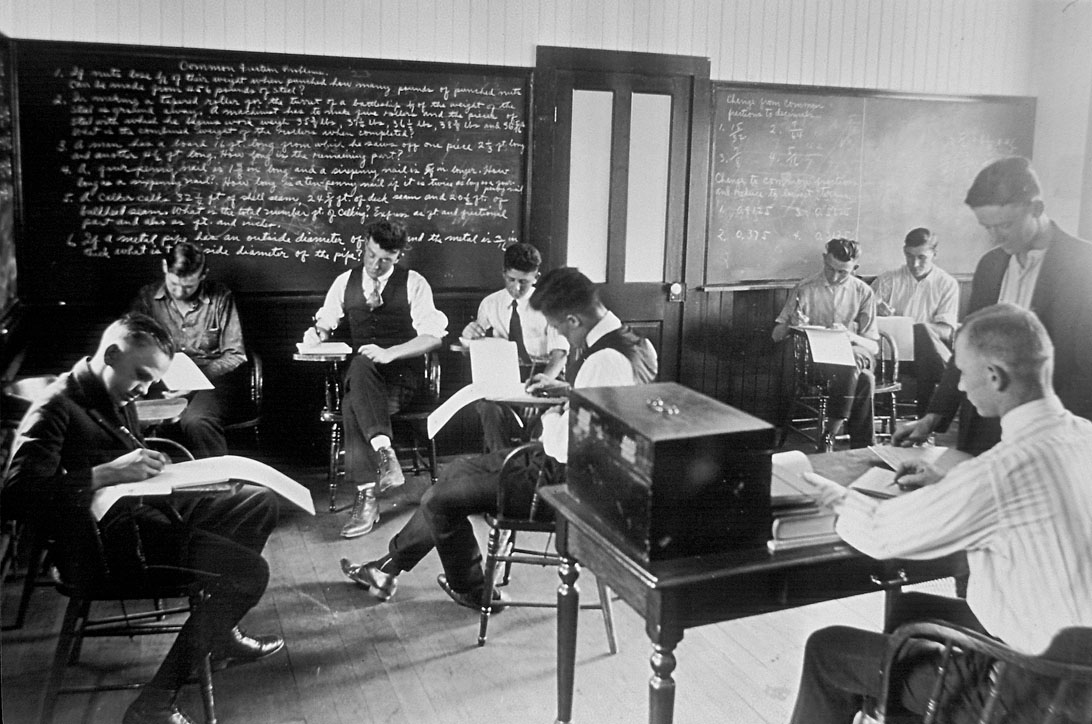 Cpf04 95 Newport News Shipbuilding File