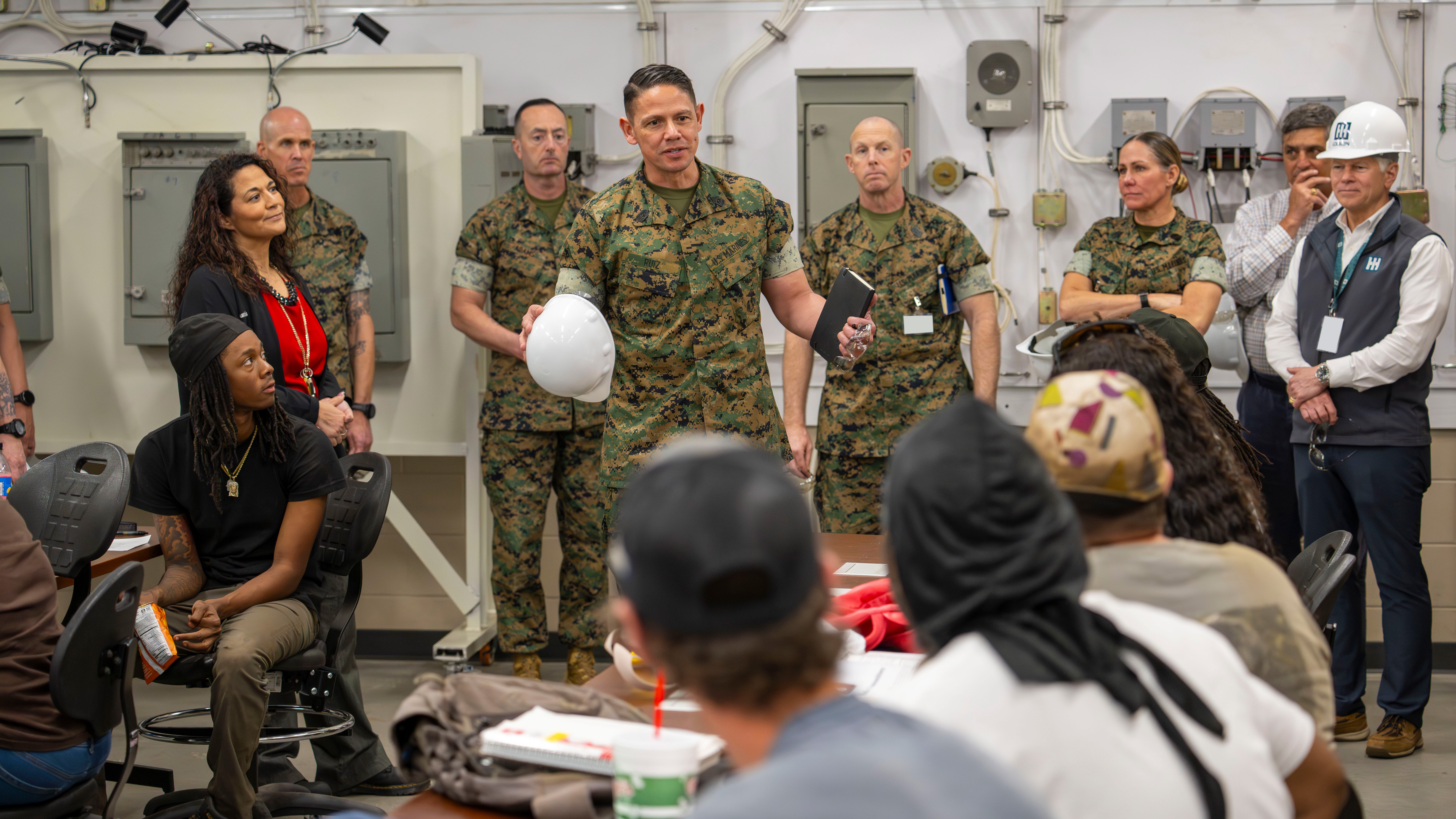 Usmc Sergeant Major Carlos Ruiz Visit